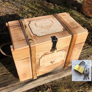 Caja de boda grande XXL personalizada con nombre, rosario de corazón y candado / caja de recuerdos para la boda / regalo de boda