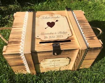 Große Kartenbox Hochzeit personalisiert mit Herz / Hochzeitsgeschenk personalisiert / Erinnerungsbox zur Hochzeit / Holzkiste mit Gravur