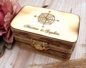 Memory box personalized for traveling couples, memory box personalized with names, wooden chest with engraving