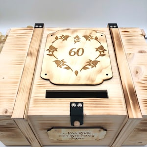 Kartenbox personalisiert zum Geburtstag / Erinnerungskiste zum Geburtstag mit Schlitz / Holzbox mit Gravur / Geburtstagsgeschenk Bild 3