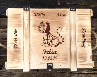 Große Erinnerungskiste Baby personalisiert mit Tiger, Baby Erinnerungsbox, Babygeschenk, Taufgeschenk, Geburtsgeschenk, Schatztruhe