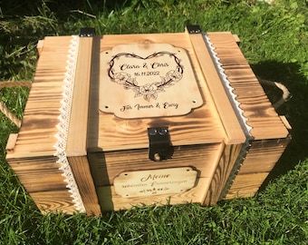 Große Hochzeitstruhe personalisiert mit Herzrosenkranz / Erinnerungskiste / Hochzeitsgeschenk / Erinnerungsbox zur Hochzeit