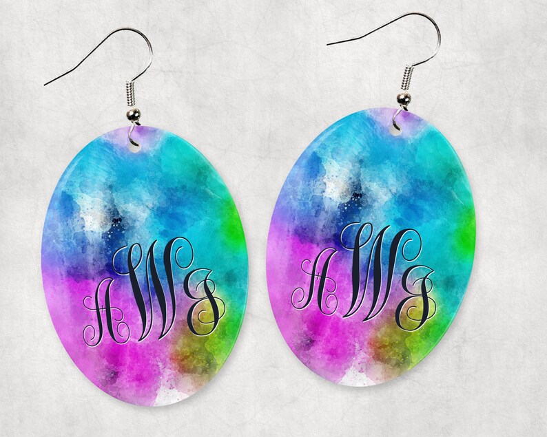 Natural Shell Monogrammed Earrings and or Necklace Matching monogrammed Jewelry Necklace with 18in Silver Plated Chain Mother of Pearl