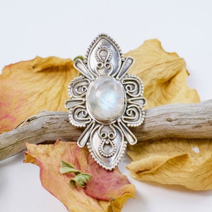 Moonstone Detailed Filigree Shield Ring // Sterling Silver Ring // Statement Ring // Stone Ring // Sterling Silver // Village Silversmith