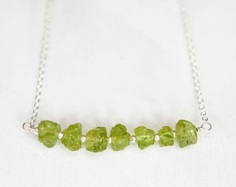 Peridot Necklace Sterling Silver, August Birthstone Jewellery, Raw Peridot Jewellery, Sister Birthday Gift