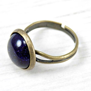 Blauwe Goldstone Ring, Blauwe Zandsteen Ring, Blauwe Stenen Ring, Blauwe Glazen Ring, Antieke Bronzen Ring, Boho Festival Ring Verstelbaar, Ronde Steen afbeelding 2