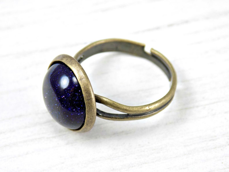 Blauwe Goldstone Ring, Blauwe Zandsteen Ring, Blauwe Stenen Ring, Blauwe Glazen Ring, Antieke Bronzen Ring, Boho Festival Ring Verstelbaar, Ronde Steen afbeelding 2