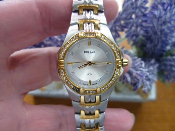 ladies pulsar, crystal dress watch, quartz watch