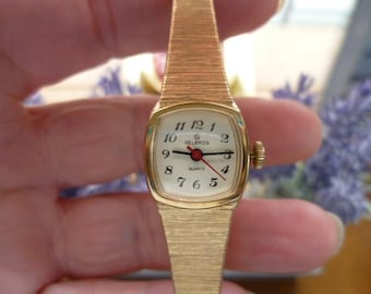 Vintage Bulova Swiss 10k Gold Filled Ladies 14mm Cocktail  display picture 1