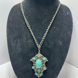 Vintage Faux Turquoise Silver Tone Necklace