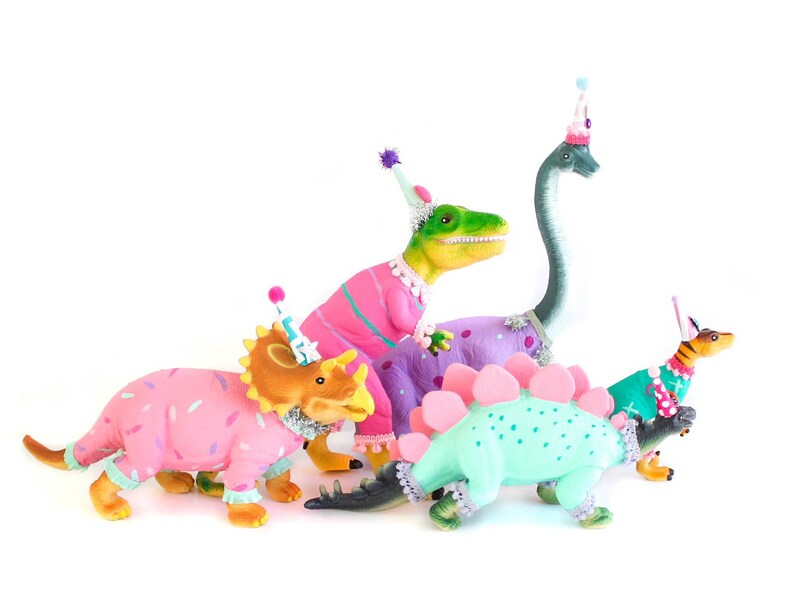 carnival dinosaur