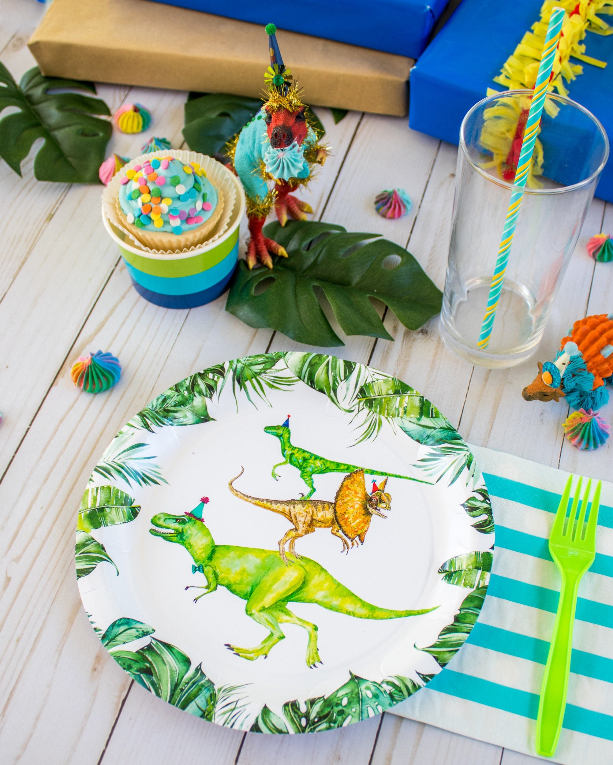 Dinosaur Party Plates 9 Wide Set of 8 Etsy
