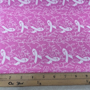 Brustkrebs Herzen und Bänder Pink - 100% Quilting Baumwollstoff [[um den halben Meter**