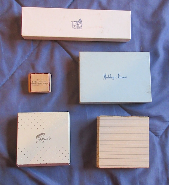 5 cardboard jewelry boxes from defunct stores EMPT