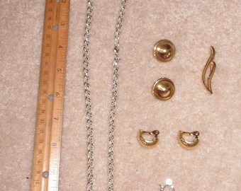 Monet long silver chain 2 pairs earrings gold pin