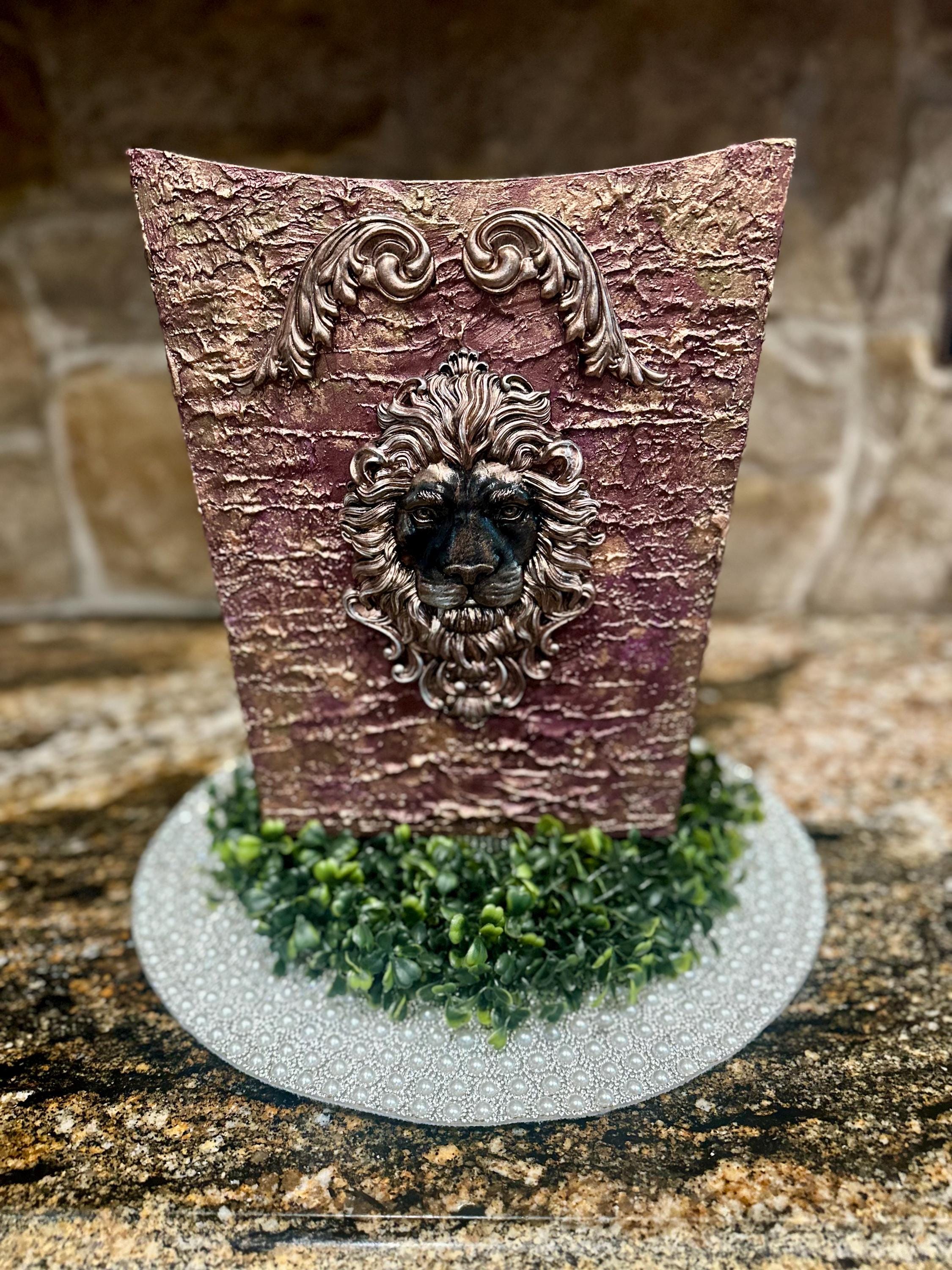 Bathroom Trash Can, Lion Trash Can, Lioness Trash Can, Trash Bin, Bathroom Trash Bin, Bathroom Trash Canister, Bathroom Decor