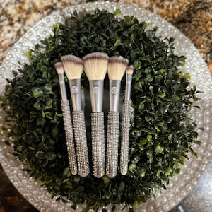 Rhinestone Makeup Brushes, embellished rhinestone makeup brushes, makeup brushes, handmade, DIY, unique gift, bathroom organization