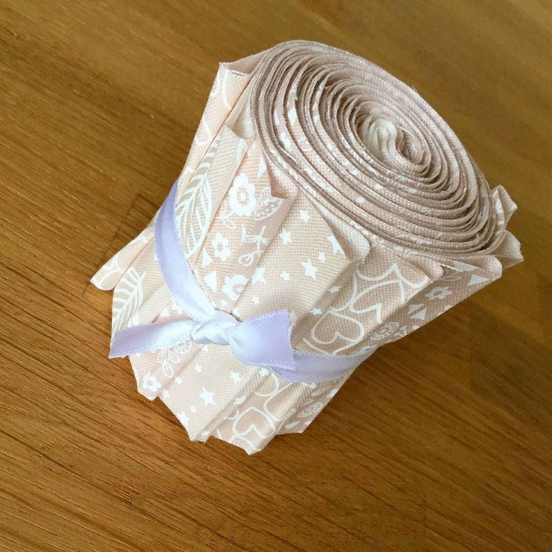 BIJOUX COLLECTION Mini Jelly Rolls by Makower Quilting Fabric Strips 2.5/"