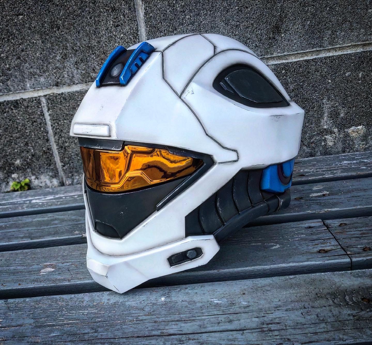 Halo 4 Recon Helmet