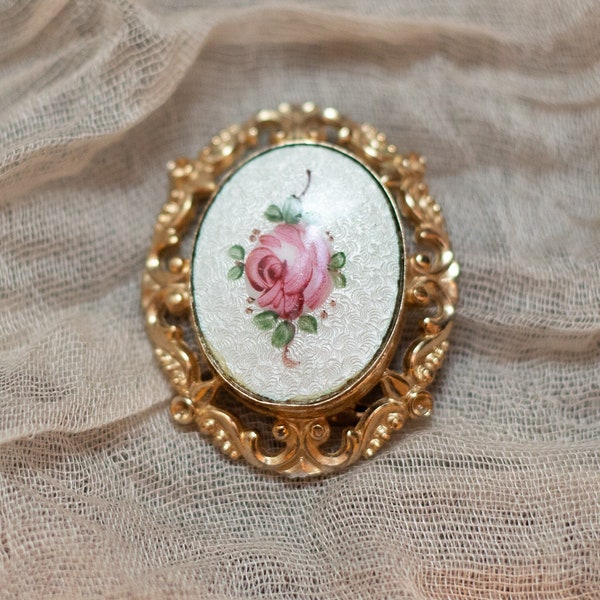 Vintage Cameo Rose Brooch