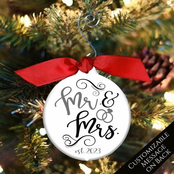 Mr & mrs ornament outlet