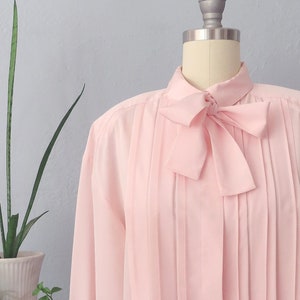1980s pink bow tie neck pleated blouse | large | preppy secretary shirt holiday party top long sleeve button down