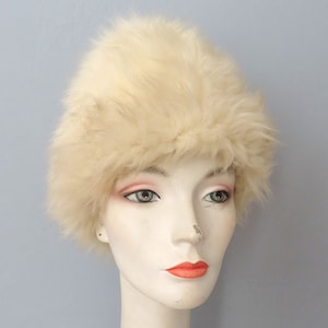 1960s Faux Fur Bucket Hat: Vintage Shag Style