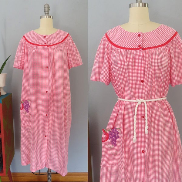 1980s red check seersucker snap front midi housedress | large XL | mumu muumuu loungewear house dress old fashioned dress grandma dress