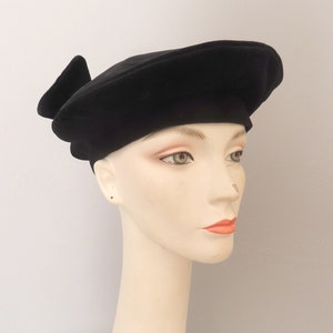 1990s black crushable velvet beret style hat with tie bow | casual beret velvet beret Liz Claiborne | New old stock gift for her mom gift