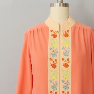 1970s Evelyn Pearson orange floral embroidered velour robe | size medium | 70s zip up house coat pajama robe gift for her gift for mom
