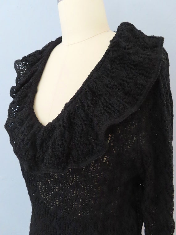 1970s black crochet top skirt set dress | size me… - image 6