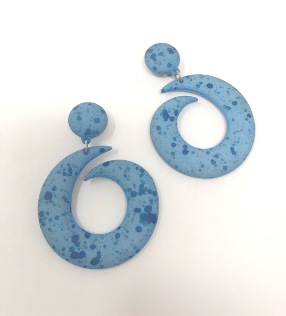 1960s large blue speckle mod hoop clip on earring… - image 3