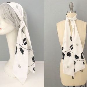 1980s floral skinny mod scarf | hair scarf | ascot tie cravat tie | pussybow | white scarf for head