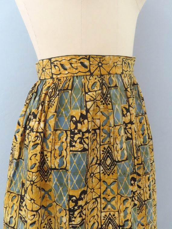 1980s yellow blue abstract print batik skirt | si… - image 7