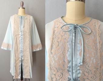 1960s blue beige lace zip up robe | size medium | Gilead house coat comfy robe Victorian robe short robe