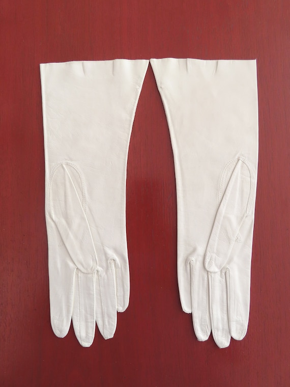 1940s white leather Van Raalte gloves | New Old S… - image 3