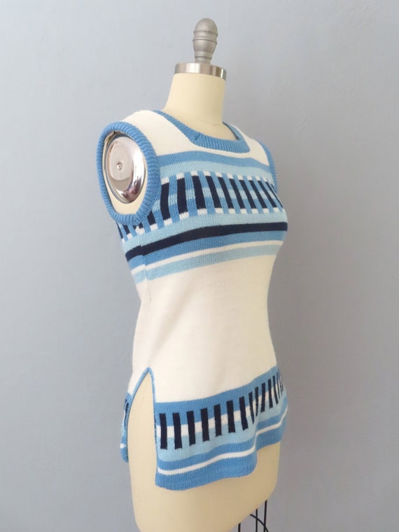 1960s blue striped pullover sweater vest top | sm… - image 4