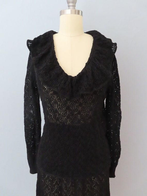 1970s black crochet top skirt set dress | size me… - image 4
