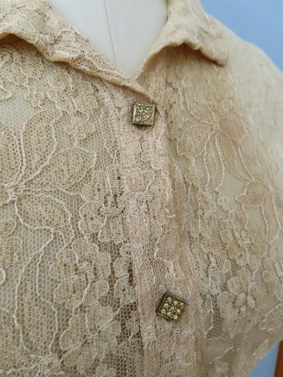 1940s 50s beige nylon lace buttonup blouse | size… - image 3