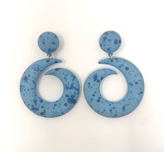 1960s large blue speckle mod hoop clip on earring… - image 2