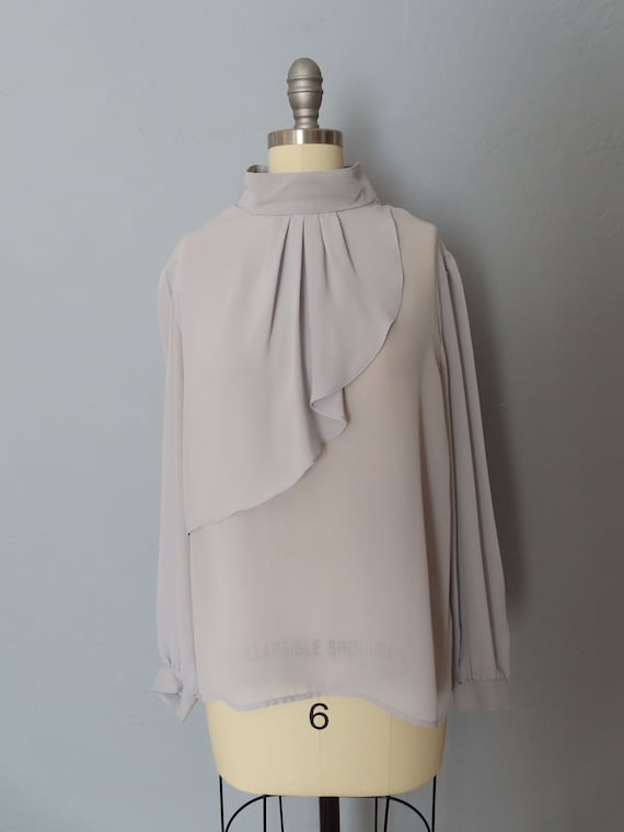 1960s gray draped mock neck blouse | size medium … - image 2