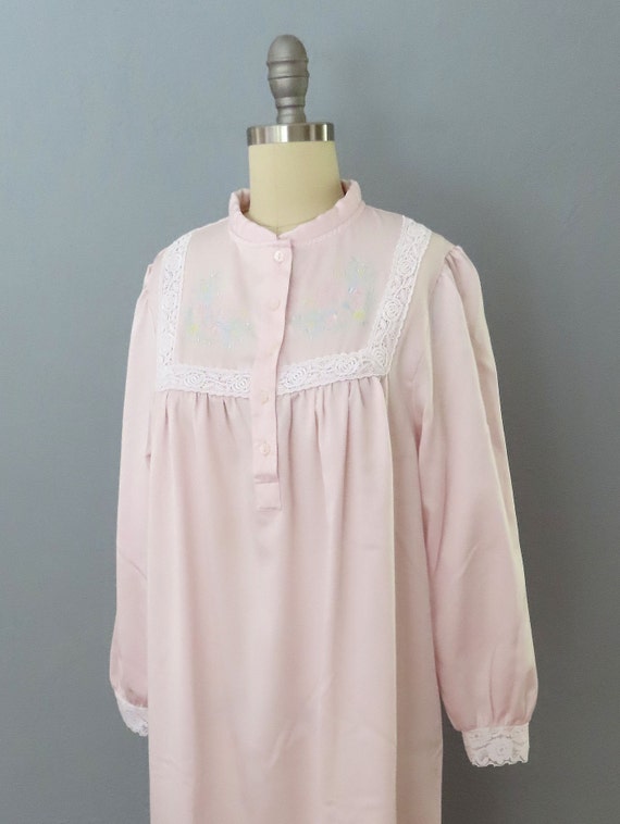 1980s pink nightgown robe house coat | medium lar… - image 5