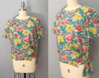 1950s floral cropped top boho blouse | size medium | 50s crop top | side tie blouse