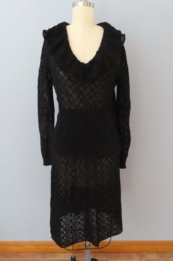 1970s black crochet top skirt set dress | size me… - image 2