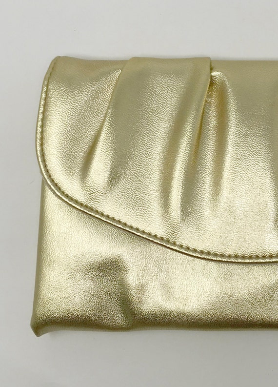 1970s gold leatherette envelope purse gold lame c… - image 2