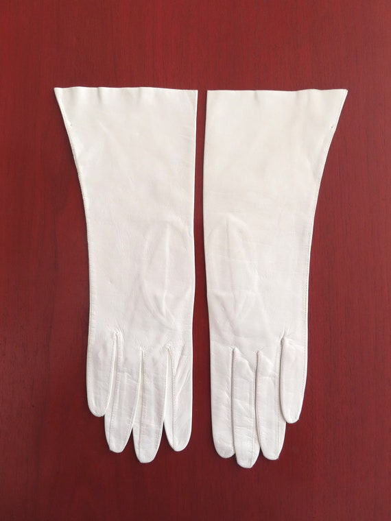 1940s white leather Van Raalte gloves | New Old S… - image 2