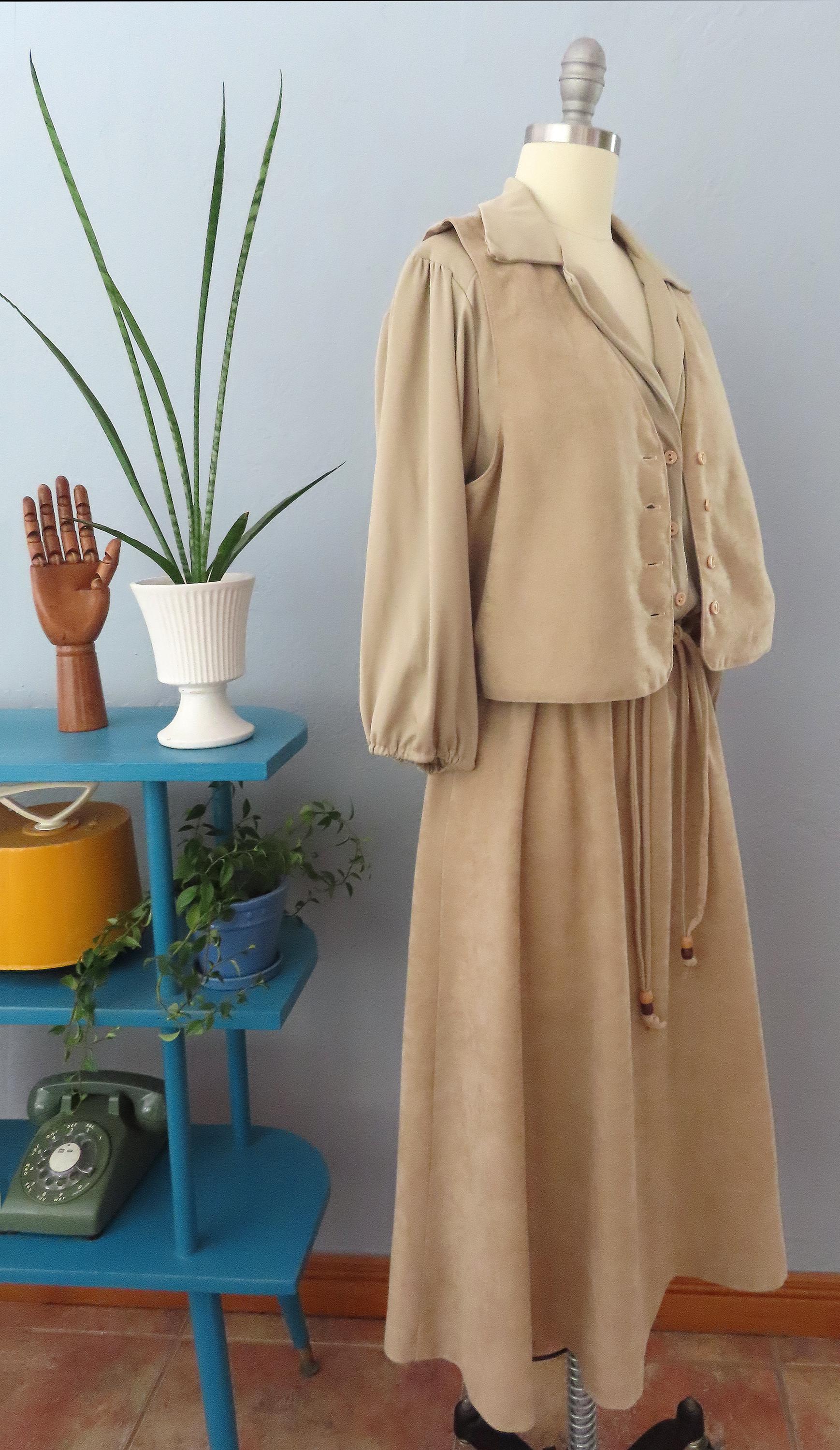 Robe Extensible Sans Manches En Simili Daim - Taille 10, Couleur Unique, Occasion Très Bon état