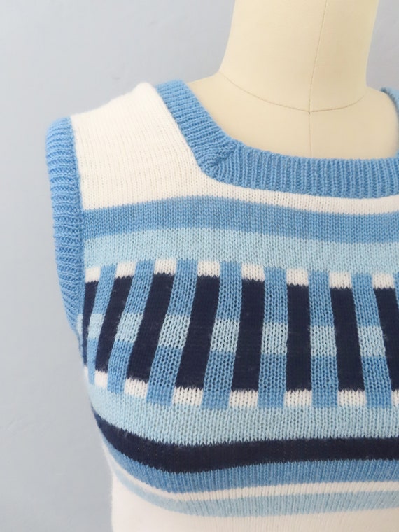 1960s blue striped pullover sweater vest top | sm… - image 3