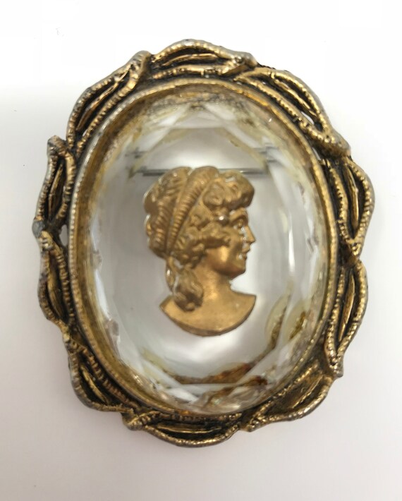 Broche Vintage Années 50 – Camée Sur Verre – Élégance Rétro