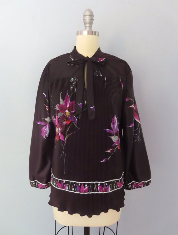 1960s black floral tie neck tunic blouse | womens… - image 3